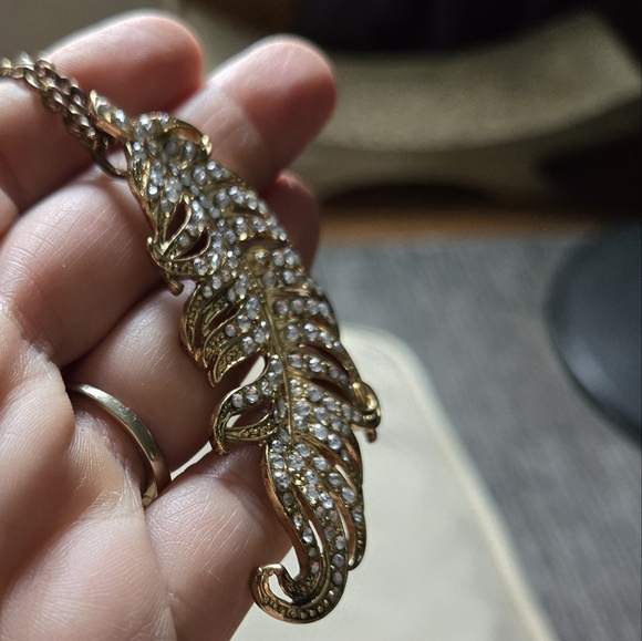 Leaf or Feather Necklace Rhinestones Gold Tone Chain Long Fall Fashion Jewelry - Picture 15 of 15